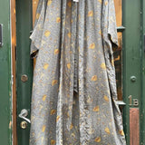 Kimono Lang (12) Grå