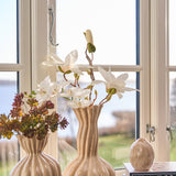 Vase i keramik med struktur
