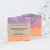 Undecided Saltsæbe Summer Night 90 g